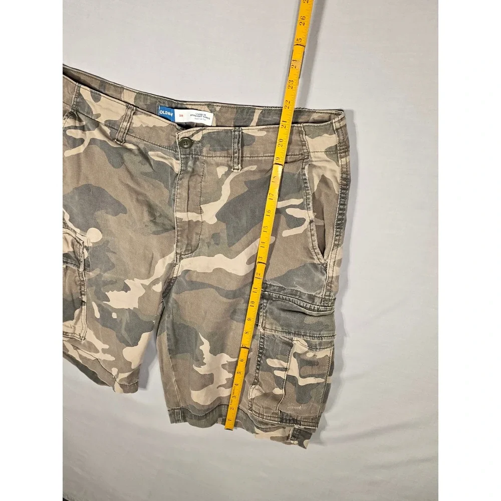 Old Navy Mens 38 Lived-In Straight Cargo Shorts Camo Built-In Flex 792965-01